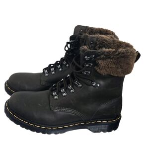 DR MARTENS 1460 SERENA COLLAR WOMENS FAUX-FUR LINED ANKLE BOOT